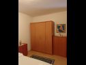 Apartmaji Luce - family apartment with terrace: A1(4+1) Sveti Petar - Riviera Biograd  - Apartma - A1(4+1): spalnica