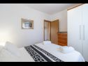 Apartmaji Azure Sea A1(2+2) Zaliv Makarac (Milna) - Otok Brač  - Apartma - A1(2+2): spalnica