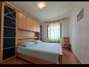 Apartmaji Miljana - 40 m from beach: A1(4+1) Postira - Otok Brač  - Apartma - A1(4+1): spalnica