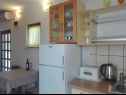Apartmaji Soni - with barbecue; A1(3), A2(4) Postira - Otok Brač  - Apartma - A1(3): kuhinja