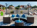 Hiša za počitnice Ivan - open pool: H(6+4) Supetar - Otok Brač  - Hrvaška  - terasa