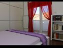 Apartmaji Adel - 70 m from beach: A1(4), A2(3+2), SA3(2), A4(4+2) Supetar - Otok Brač  - Apartma - A4(4+2): spalnica