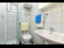 Apartmaji Adel - 70 m from beach: A1(4), A2(3+2), SA3(2), A4(4+2) Supetar - Otok Brač  - Studio apartma - SA3(2): kopalnica s straniščem