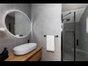 Apartmaji L&R - with pool: A1(4) Supetar - Otok Brač  - Apartma - A1(4): kopalnica s straniščem
