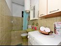 Apartmaji Aurelija - 20 m from beach: A1(4+2), A2(4), A3(2+2) Arbanija - Otok Čiovo  - Apartma - A1(4+2): kopalnica s straniščem