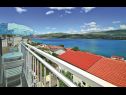 Apartmaji Hazi 1 - 150m from sea: A1 Trogir(4+2), A2 Mastrinka(4+2) Mastrinka - Otok Čiovo  - Apartma - A2 Mastrinka(4+2): pogled
