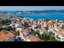 Apartmaji Rina - 200 m from beach: A1(6) Okrug Donji - Otok Čiovo  - podrobnost