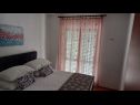 Apartmaji Marijica - 100m from the beach A1(4), A2(6) Okrug Gornji - Otok Čiovo  - Apartma - A1(4): spalnica