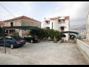 Apartmaji Antonia - 5 m from sea : A4 (2+2), A5 (2+2) Okrug Gornji - Otok Čiovo  - hiša