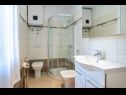 Apartmaji Mici 2 - great loaction and relaxing: SA2(2)  Cres - Otok Cres  - Studio apartma - SA2(2) : kopalnica s straniščem