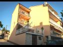 Apartmaji Kata A1(2+1), A2(4+1) Crikvenica - Riviera Crikvenica  - hiša