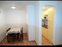 Apartmaji Alen A1(2+2), A2(2+2) Crikvenica - Riviera Crikvenica  - Apartma - A1(2+2): kuhinja in jedilnica
