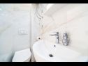 Apartmaji in sobe Bari - 10 km from airport: A1(2), A2(2), R2(2), R3(2), R4(2) Kupari - Riviera Dubrovnik  - Soba - R3(2): kopalnica s straniščem