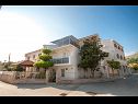 Apartmaji in sobe Bari - 10 km from airport: A1(2), A2(2), R2(2), R3(2), R4(2) Kupari - Riviera Dubrovnik  - hiša