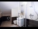 Apartmaji Leo - sea view & comfortable: A1(6) Ploče - Riviera Dubrovnik  - Apartma - A1(6): kopalnica s straniščem