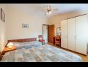 Apartmaji Ivan - sea view & serenity: A2(5+1) Božava - Dugi otok  - Apartma - A2(5+1): spalnica
