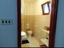 Apartmaji Sea View A1(5), A2(5), A3(4+1), A4(3+2) Savar - Dugi otok  - Apartma - A3(4+1): kopalnica s straniščem