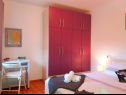 Apartmaji Neno - 50 m from center: A1 Ana(2+1) Jelsa - Otok Hvar  - Apartma - A1 Ana(2+1): spalnica