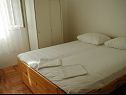 Apartmaji Neva - 30 m from sea: A1(4) Zavala - Otok Hvar  - Apartma - A1(4): spalnica