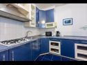 Apartmaji Mila - in blue: A1(4+2), A2(5+1), A3(4+2) Banjole - Istra  - Apartma - A2(5+1): kuhinja