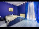 Apartmaji Mila - in blue: A1(4+2), A2(5+1), A3(4+2) Banjole - Istra  - Apartma - A2(5+1): spalnica