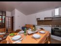 Apartmaji Bruno - spacious yard: A1(4+2) Barban - Istra  - Apartma - A1(4+2): kuhinja in jedilnica