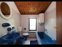 Apartmaji Bruno - spacious yard: A1(4+2) Barban - Istra  - Apartma - A1(4+2): kopalnica s straniščem
