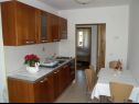 Apartmaji Zdravko: A1(2+2), A2(2+2) Fažana - Istra  - Apartma - A1(2+2): kuhinja in jedilnica
