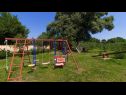 Hiša za počitnice Kova - private pool: H(8+2) Ližnjan - Istra  - Hrvaška  - otroško igrišče
