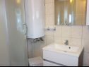 Apartmaji Miro A1(5+1) Medulin - Istra  - Apartma - A1(5+1): kopalnica s straniščem