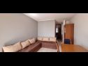 Apartmaji Real - 10 m from sea : A7(2+2), A8(2+2) Medulin - Istra  - Apartma - A7(2+2): dnevna soba