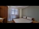 Apartmaji Real - 10 m from sea : A7(2+2), A8(2+2) Medulin - Istra  - Apartma - A8(2+2): spalnica