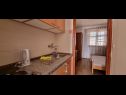Apartmaji Real - 10 m from sea : A7(2+2), A8(2+2) Medulin - Istra  - Apartma - A8(2+2): kuhinja