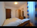 Apartmaji Jozefina - barbecue: A1(4+1), A2(3+1) Malinska - Otok Krk  - Apartma - A1(4+1): spalnica