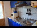 Apartmaji Jozefina - barbecue: A1(4+1), A2(3+1) Malinska - Otok Krk  - Apartma - A2(3+1): kuhinja