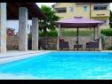 Hiša za počitnice Berna 2 - pool house: H(6+1) Malinska - Otok Krk  - Hrvaška  - bazen