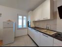 Apartmaji Fab - spacious terrace: A1(5+1) Punat - Otok Krk  - Apartma - A1(5+1): kuhinja