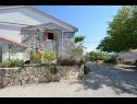 Apartmaji Insula Insule - rustic & peaceful: SA1(2+1), SA2(2+1) Skrbčići - Otok Krk  - hiša
