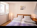 Apartmaji Polo A1 (4+2) Vrbnik - Otok Krk  - Apartma - A1 (4+2): spalnica