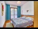 Apartmaji Pero - 80 m from sea: A1(6), A2(2), A3(2) Mali Lošinj - Otok Lošinj  - Apartma - A1(6): spalnica