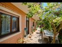 Apartmaji Giuseppe - green terrace: A1(4) Mali Lošinj - Otok Lošinj  - terasa