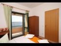 Apartmaji Up - amazing sea view: A1(2) Brela - Riviera Makarska  - Apartma - A1(2): spalnica