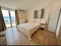 Apartmaji Via - 250 m from sea: SA2(2), SA3(2), SA4(2), SA1(2) Brela - Riviera Makarska  - Studio apartma - SA4(2): spalnica