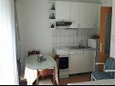 Apartmaji Kate - 20m from the beach: A1(2+2), A2(2+2) Brist - Riviera Makarska  - Apartma - A1(2+2): kuhinja in jedilnica