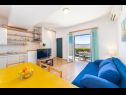 Apartmaji Horizont - 150 m from pebble beach: A1-Filip(4+2), A2-Mario(4+2) Brist - Riviera Makarska  - Apartma - A2-Mario(4+2): jedilnica