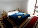 Apartmaji Nik - 50 M from the sea : A1(2+1), A2(2) Gradac - Riviera Makarska  - Apartma - A1(2+1): spalnica