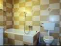 Apartmaji Biljana - 150m from beach: A1(2+1), A2(2+2), A3(5), A4(2+2) Gradac - Riviera Makarska  - Apartma - A4(2+2): kopalnica s straniščem