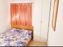 Apartmaji Mila - 2 bedrooms and free parking: A4(4), A5(5) Makarska - Riviera Makarska  - Apartma - A5(5): spalnica