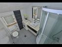 Apartmaji MaMarijo - 300 m from beach: A1(4+1) Makarska - Riviera Makarska  - Apartma - A1(4+1): kopalnica s straniščem