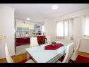 Apartmaji Rose - comfy deluxe : A1(4) Makarska - Riviera Makarska  - Apartma - A1(4): dnevna soba